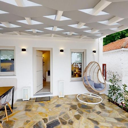 Yalos Luxury Home Agioi Saranta Екстериор снимка
