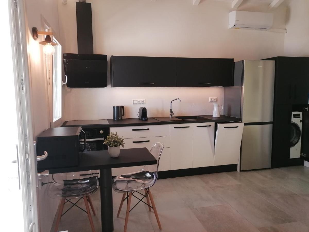 Yalos Luxury Home Agioi Saranta Екстериор снимка